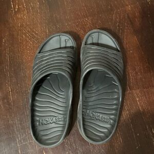 Hoka Slides